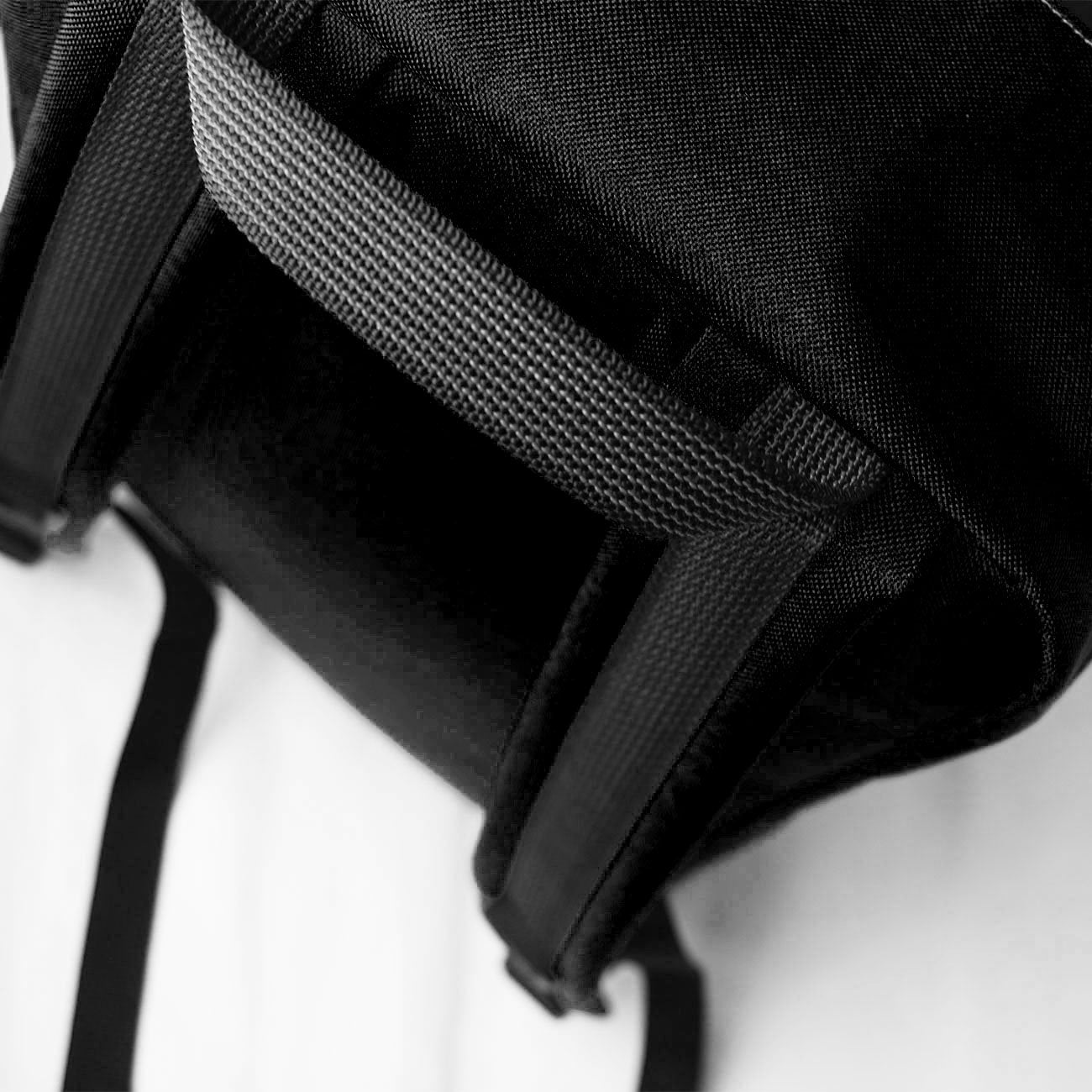 Airgo Black hátizsák