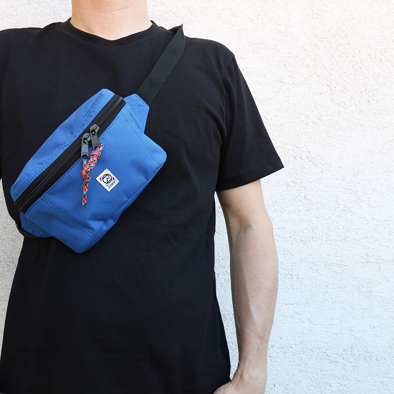 Mini Hip Pack Blue övtáska