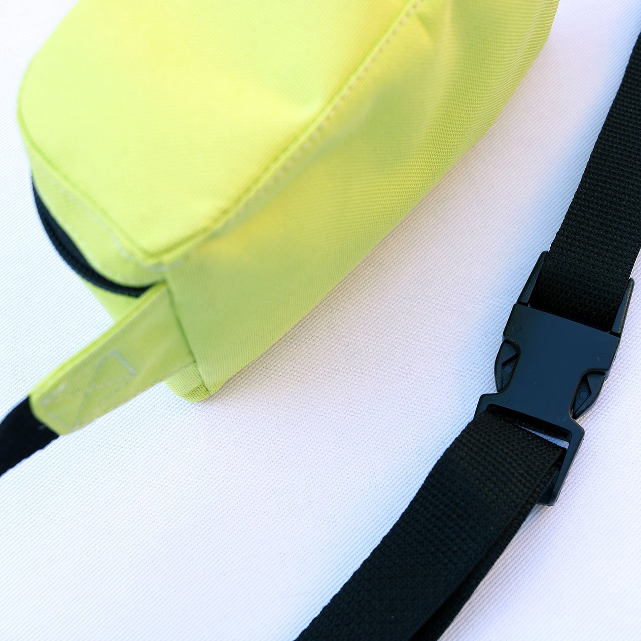 Mini Hip Pack Lime övtáska