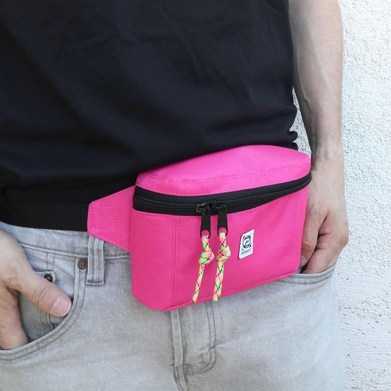 Mini Hip Pack Pink övtáska