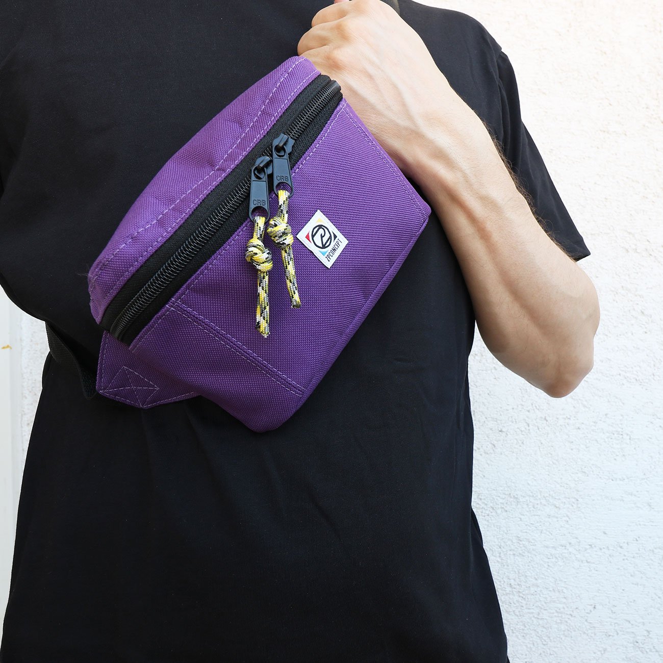 Mini Hip Pack Plum övtáska