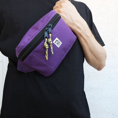 Mini Hip Pack Plum övtáska