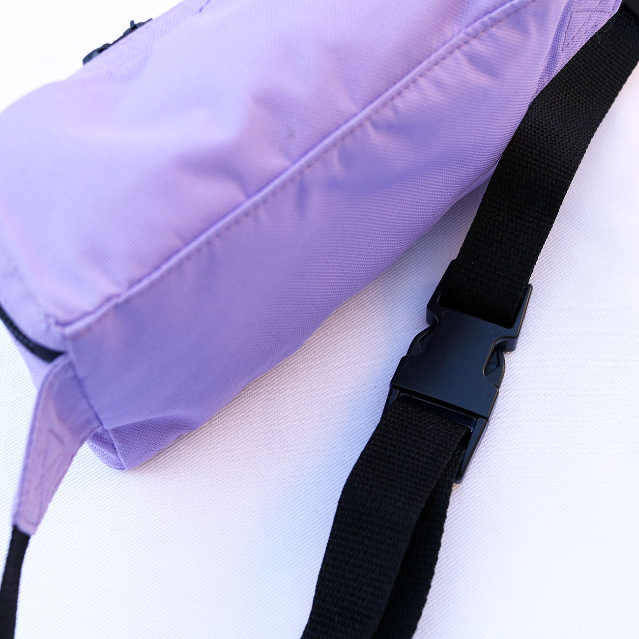 Mini Hip Pack Purple övtáska